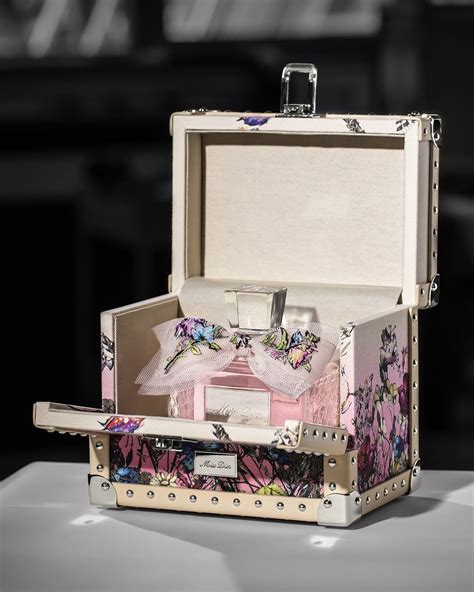 miss dior millefiori couture edition|Miss Dior couture trunk.